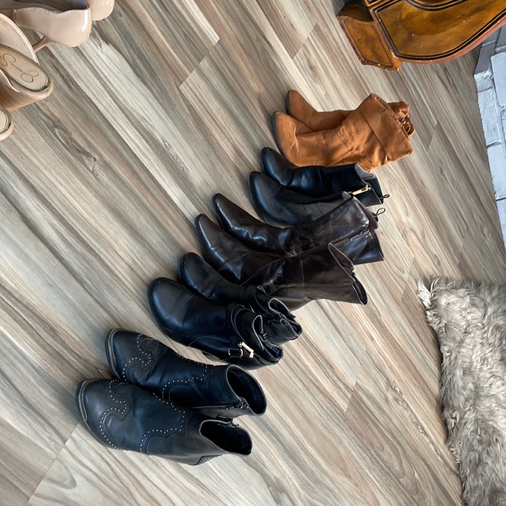 High heeled boots